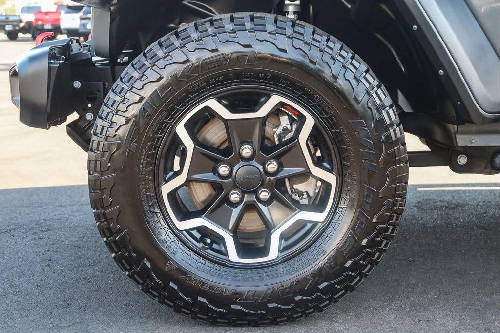 used 2021 Jeep Gladiator car, priced at $38,989