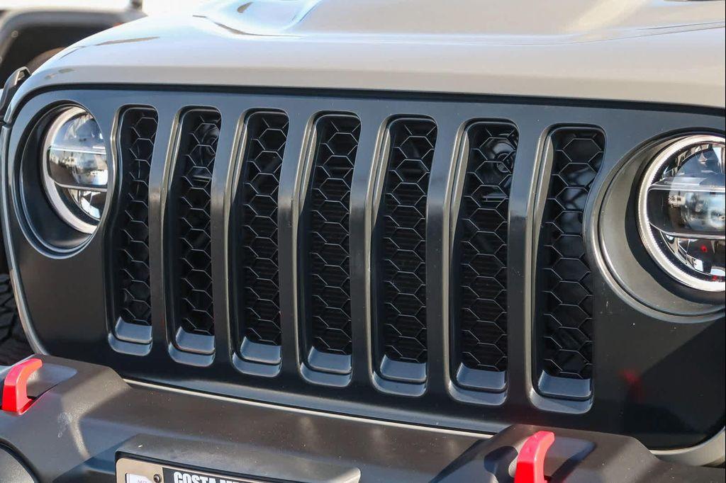 used 2021 Jeep Gladiator car, priced at $38,989