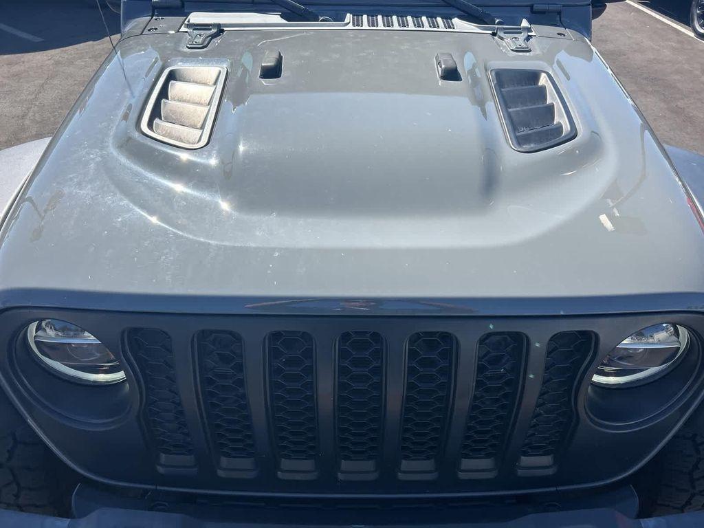 used 2021 Jeep Gladiator car, priced at $42,245