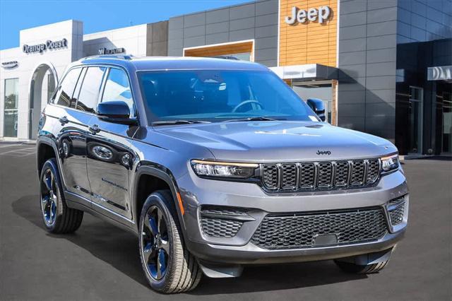 new 2025 Jeep Grand Cherokee car, priced at $46,175