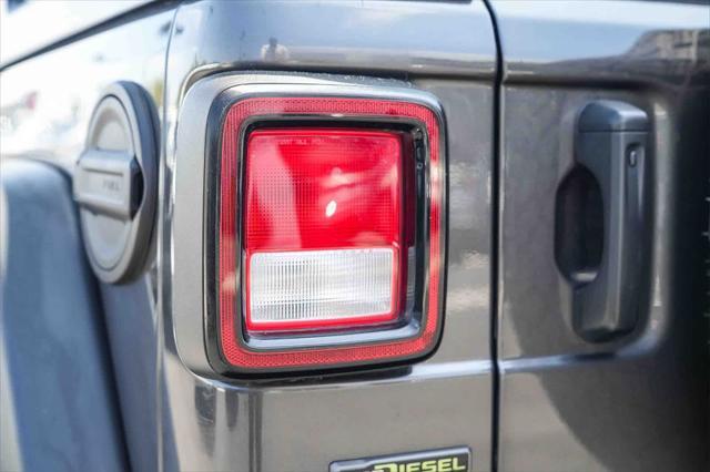 used 2022 Jeep Wrangler Unlimited car, priced at $31,972