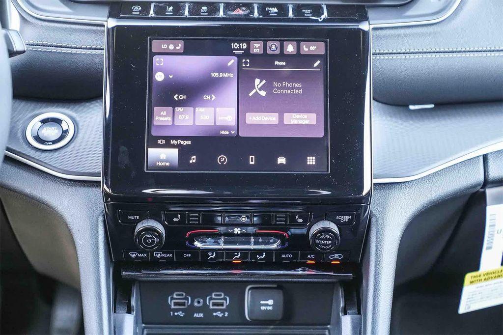 new 2025 Jeep Grand Cherokee car, priced at $35,920