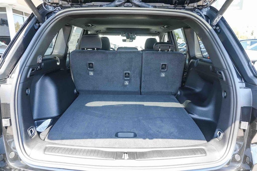 new 2025 Jeep Grand Cherokee car, priced at $35,920