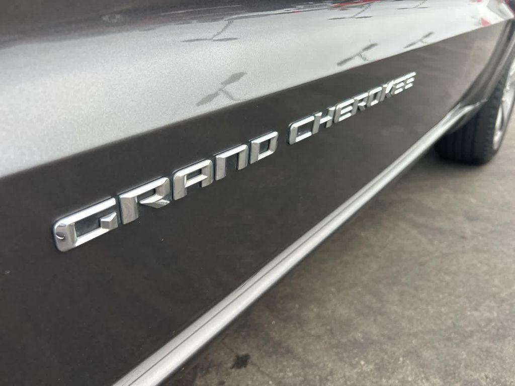 used 2014 Jeep Grand Cherokee car, priced at $16,972