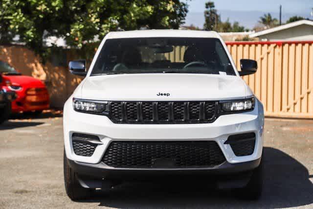 new 2024 Jeep Grand Cherokee car, priced at $41,559