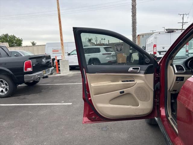 used 2014 Jeep Grand Cherokee car, priced at $12,499