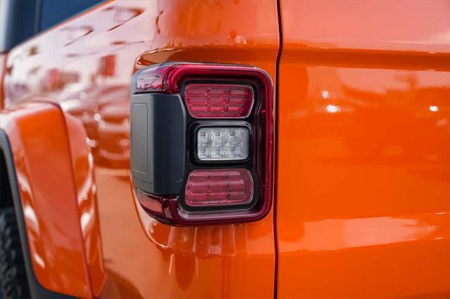 new 2025 Jeep Gladiator car, priced at $45,807