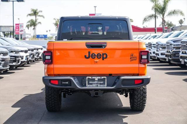 new 2025 Jeep Gladiator car, priced at $45,807