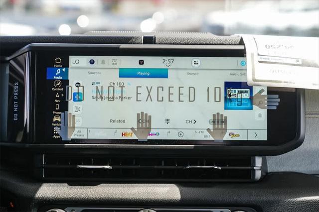 new 2025 Jeep Gladiator car, priced at $45,807