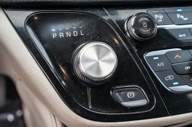 used 2022 Chrysler Pacifica Hybrid car, priced at $31,802