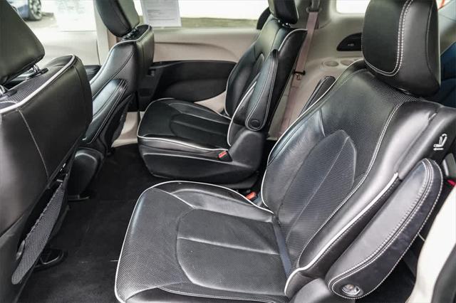 used 2022 Chrysler Pacifica Hybrid car, priced at $31,802