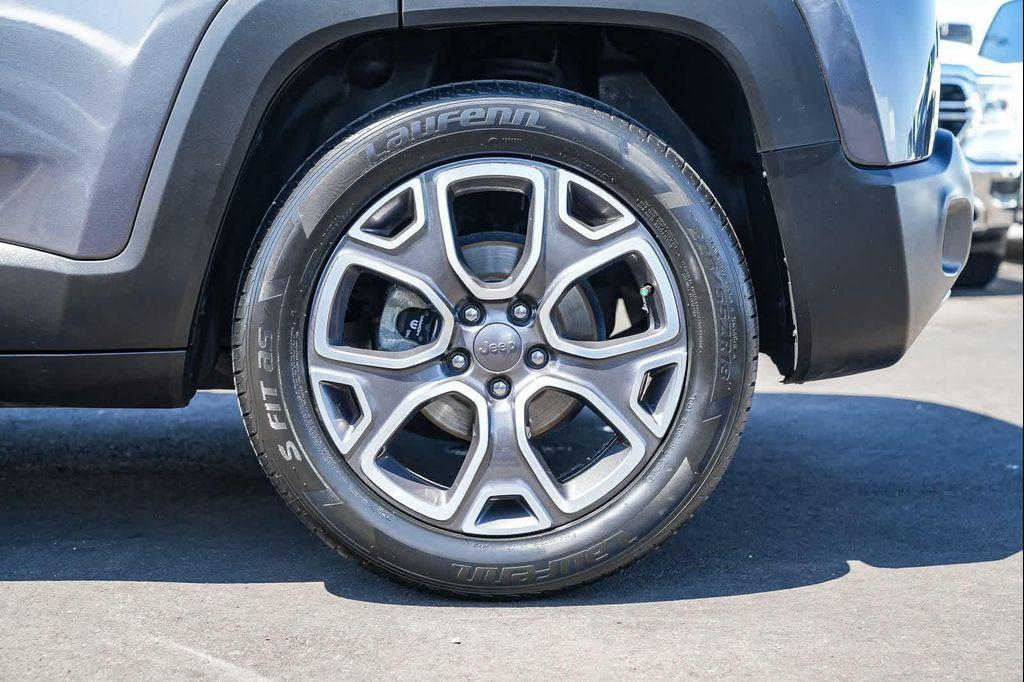 used 2018 Jeep Renegade car, priced at $16,489