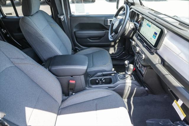 new 2025 Jeep Gladiator car, priced at $43,385