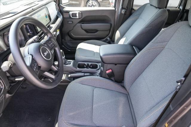 new 2025 Jeep Gladiator car, priced at $43,385