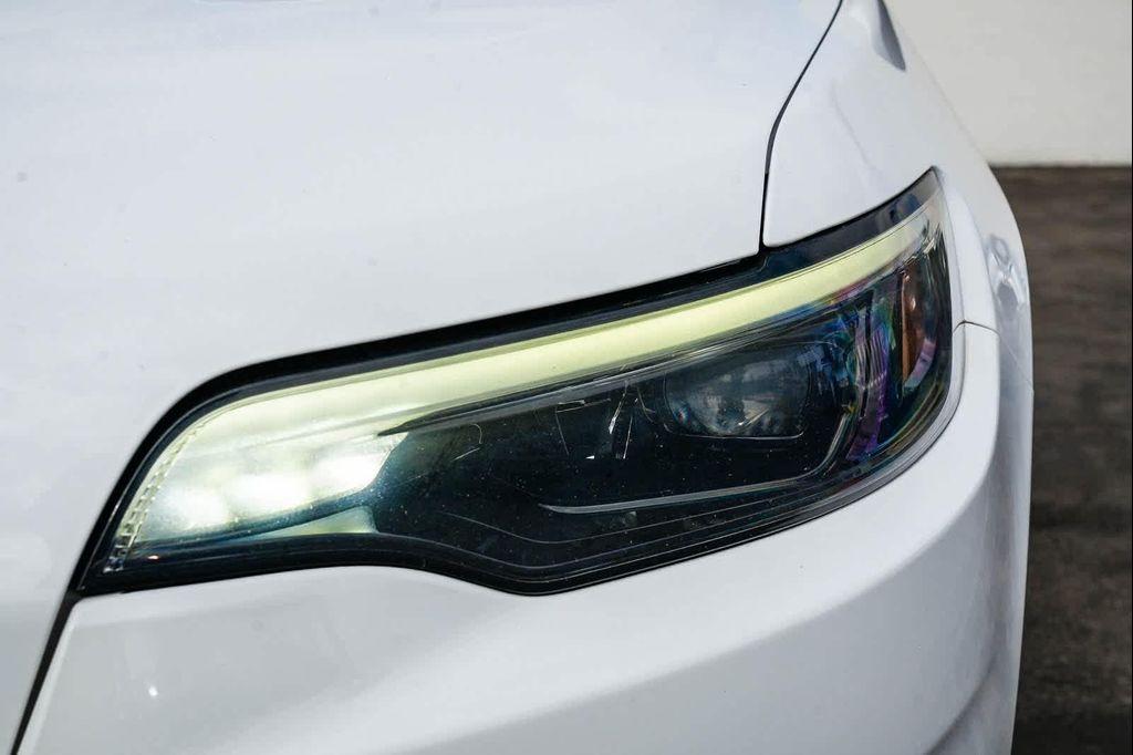 used 2019 Jeep Cherokee car, priced at $14,999