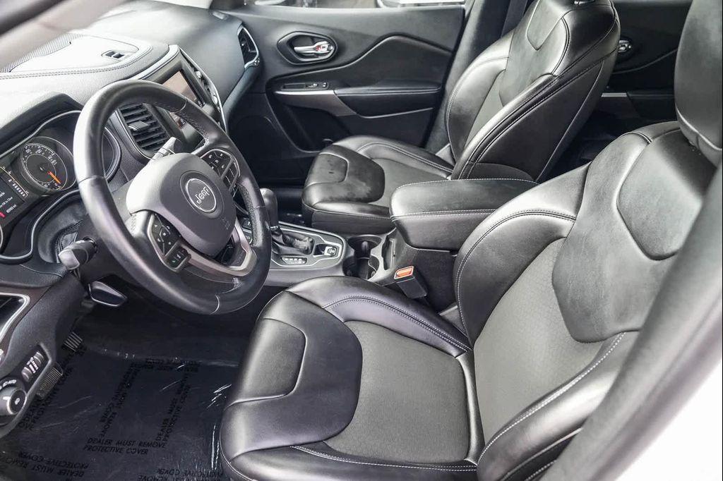 used 2019 Jeep Cherokee car, priced at $14,999