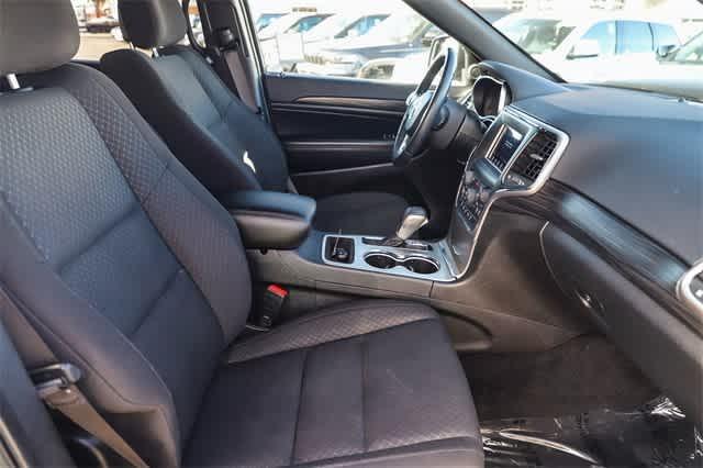 used 2021 Jeep Grand Cherokee car, priced at $25,284
