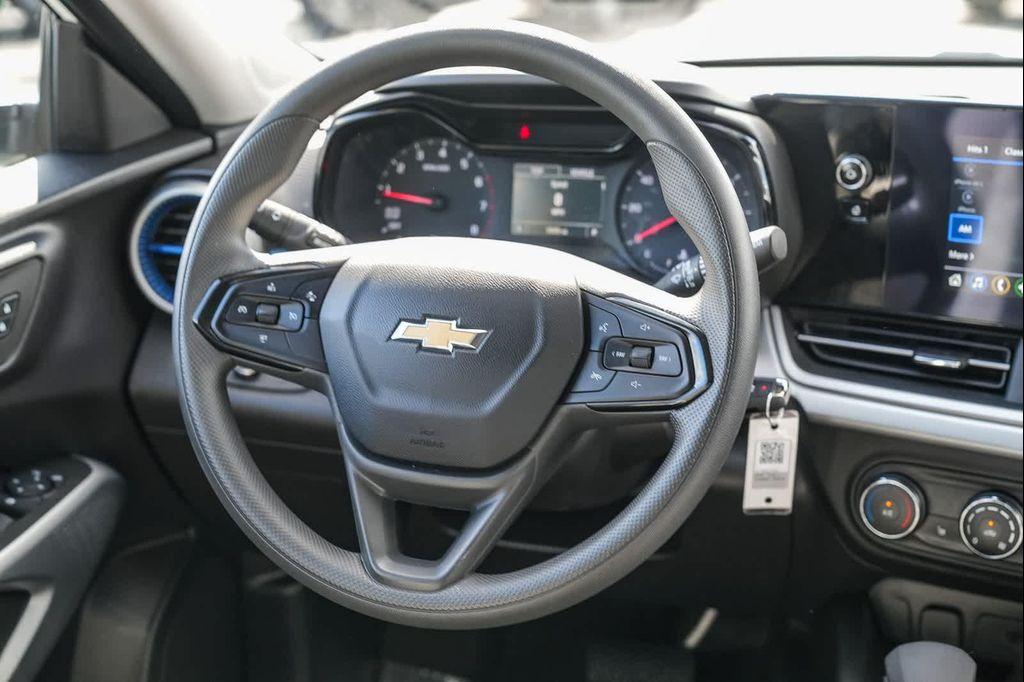 used 2025 Chevrolet Trax car, priced at $22,639