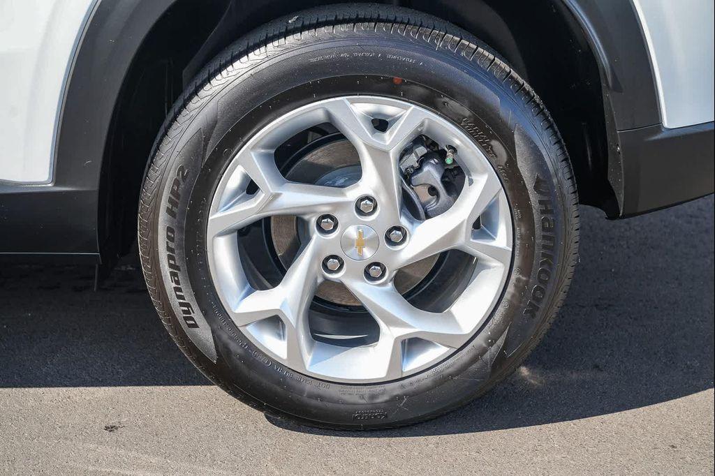 used 2025 Chevrolet Trax car, priced at $22,639