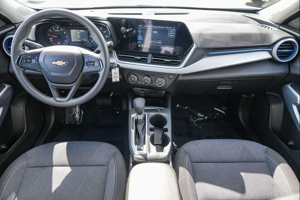 used 2025 Chevrolet Trax car, priced at $22,639