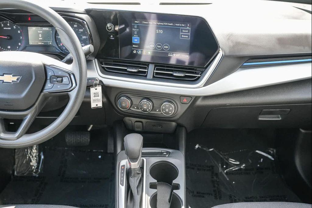 used 2025 Chevrolet Trax car, priced at $22,639