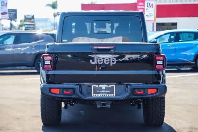 new 2024 Jeep Gladiator car, priced at $51,932