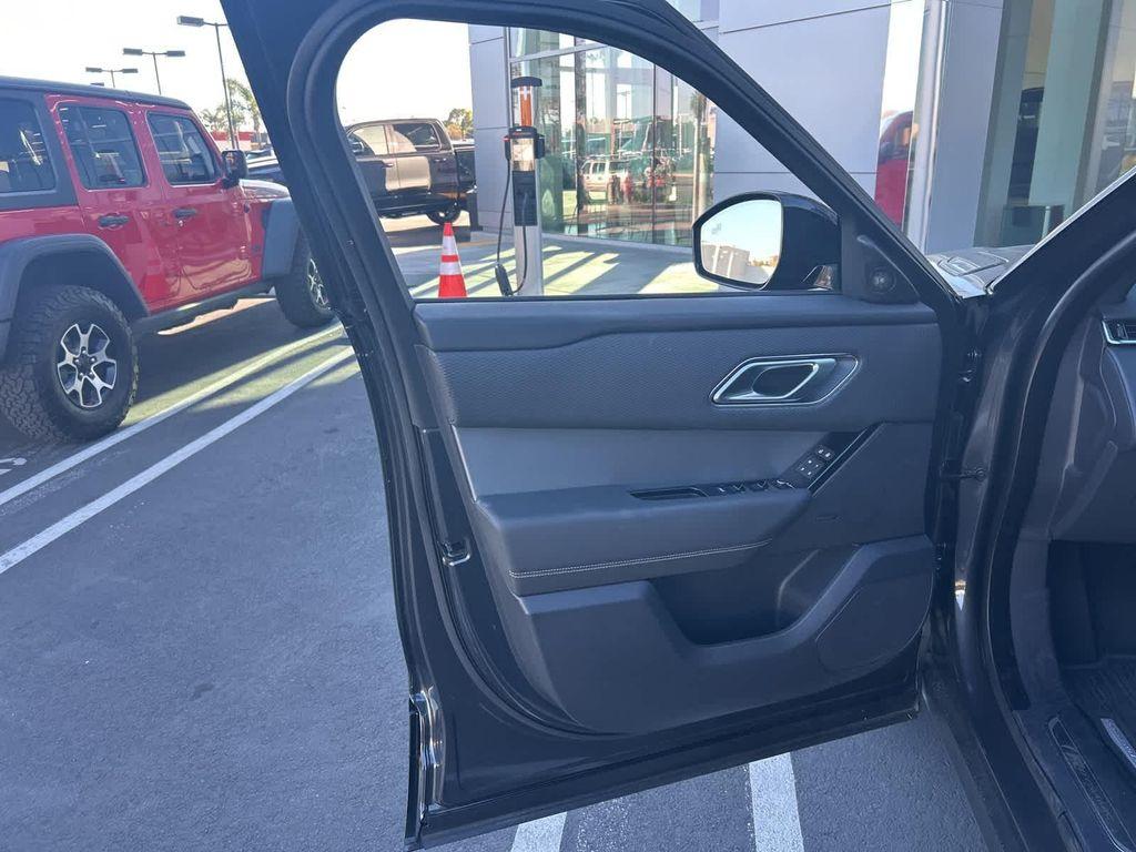used 2022 Land Rover Range Rover Velar car, priced at $37,518
