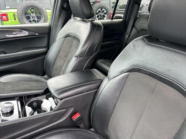 used 2022 Jeep Grand Cherokee car, priced at $32,991