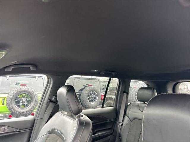 used 2022 Jeep Grand Cherokee car, priced at $32,991