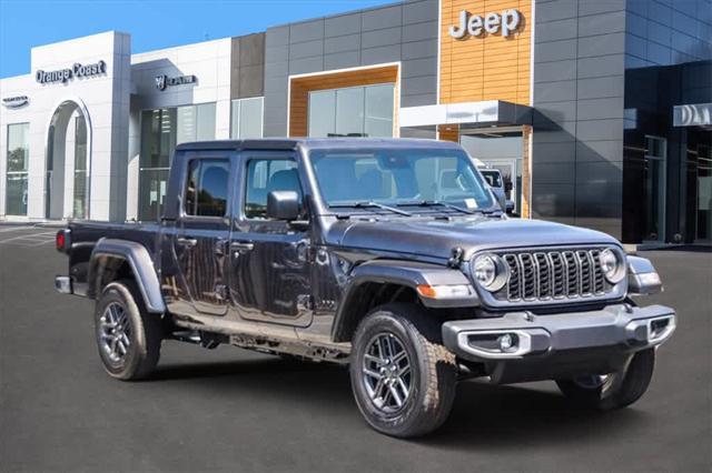 new 2024 Jeep Gladiator car, priced at $35,572