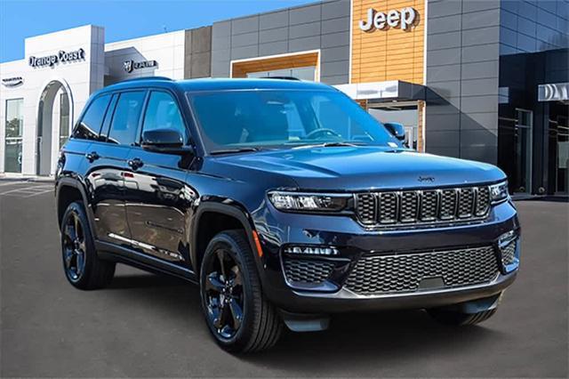 new 2025 Jeep Grand Cherokee car, priced at $48,035