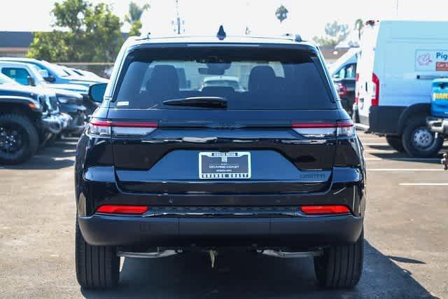 new 2025 Jeep Grand Cherokee car, priced at $44,482