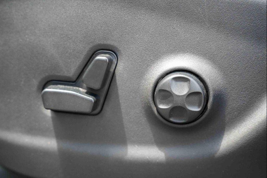 used 2019 Jeep Cherokee car, priced at $12,972