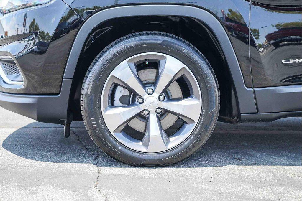 used 2019 Jeep Cherokee car, priced at $12,972
