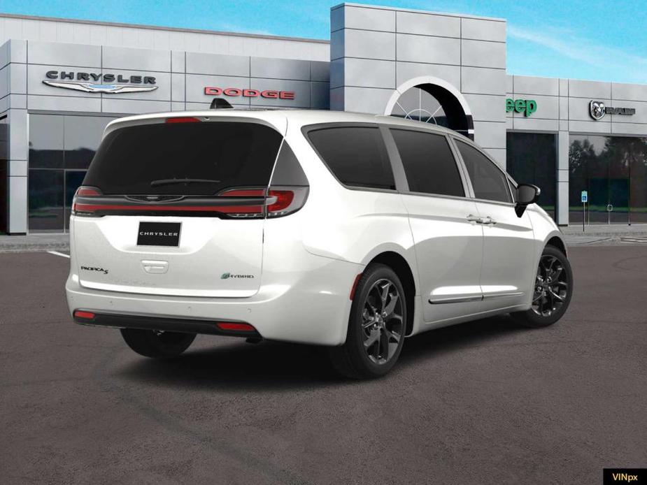 new 2024 Chrysler Pacifica Hybrid car, priced at $46,592