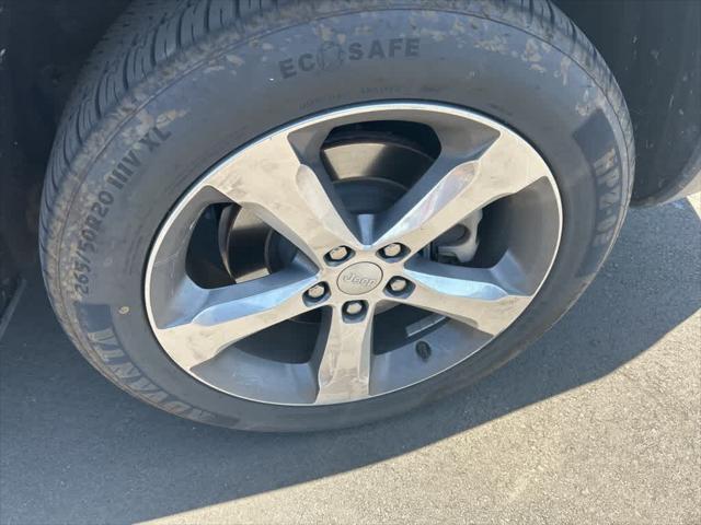 used 2021 Jeep Grand Cherokee L car, priced at $27,800