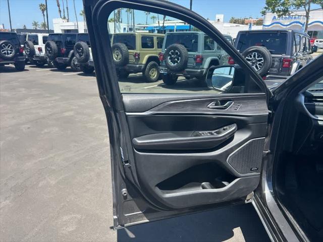 used 2021 Jeep Grand Cherokee L car, priced at $27,800