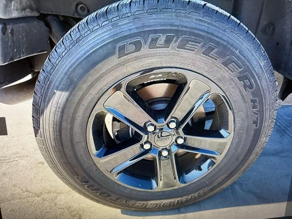 used 2020 Jeep Wrangler Unlimited car, priced at $32,972