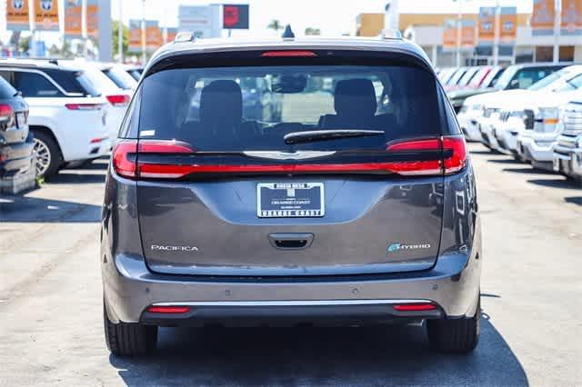used 2021 Chrysler Pacifica Hybrid car, priced at $32,998