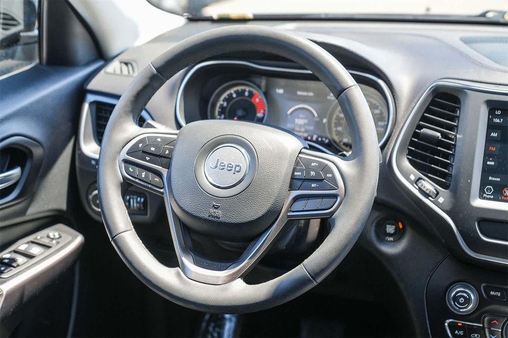 used 2022 Jeep Cherokee car, priced at $23,981