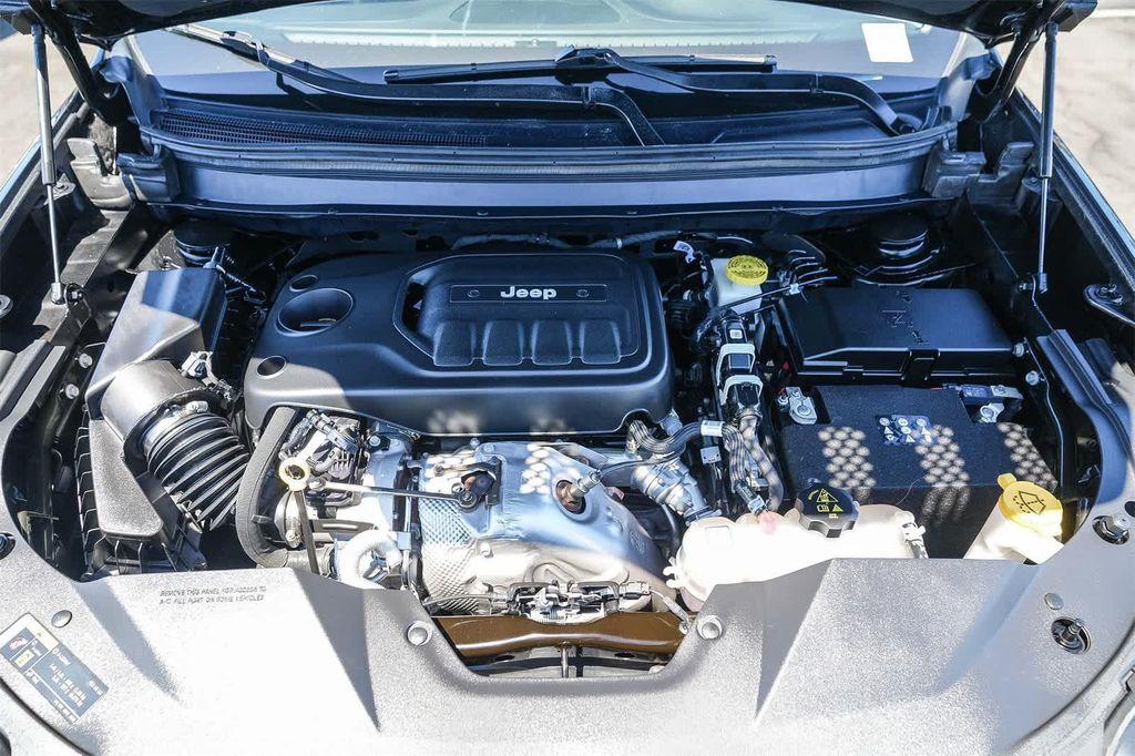 used 2022 Jeep Cherokee car, priced at $22,285