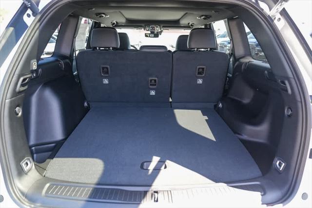 new 2025 Jeep Grand Cherokee car, priced at $43,837