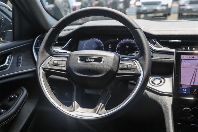 new 2025 Jeep Grand Cherokee car, priced at $45,532