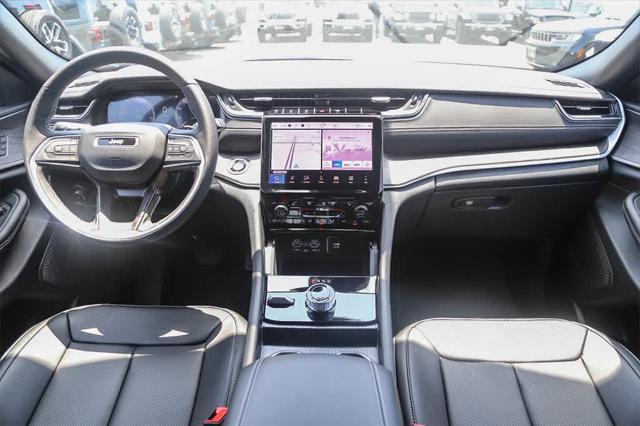 new 2025 Jeep Grand Cherokee car, priced at $45,532