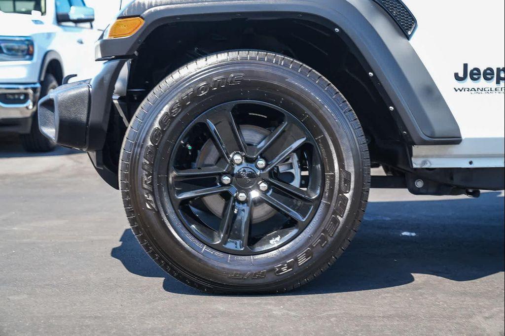 used 2021 Jeep Wrangler Unlimited car, priced at $28,972