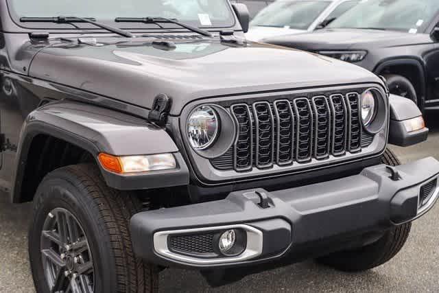 new 2024 Jeep Gladiator car, priced at $35,572