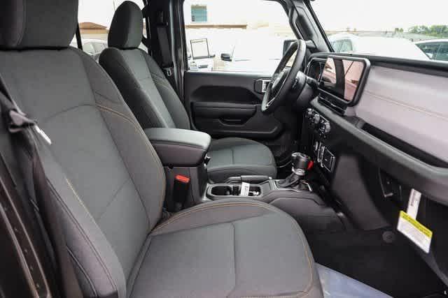 new 2024 Jeep Gladiator car, priced at $35,572