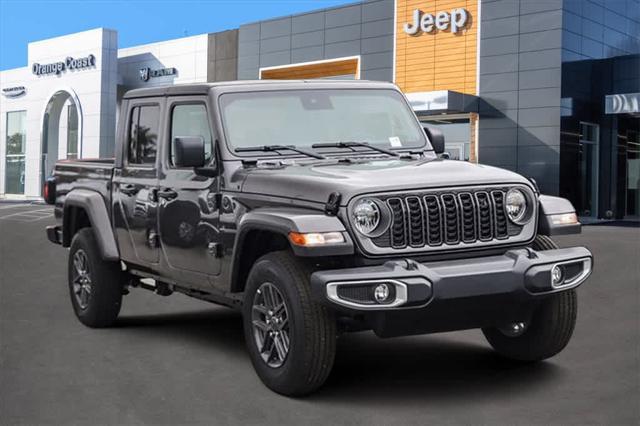 new 2024 Jeep Gladiator car, priced at $35,572