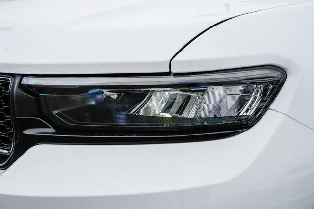 new 2025 Jeep Grand Cherokee car, priced at $46,643