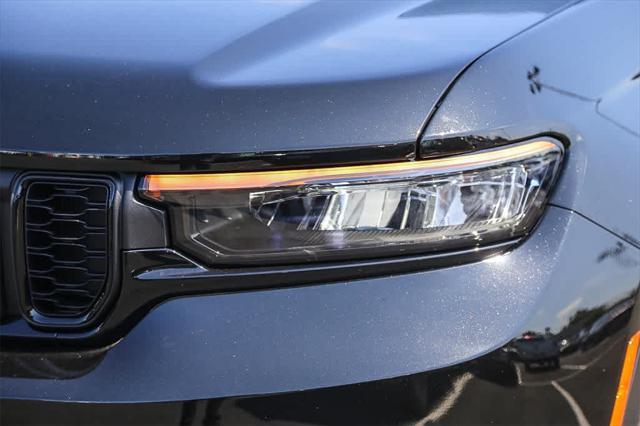 new 2025 Jeep Grand Cherokee L car, priced at $39,992
